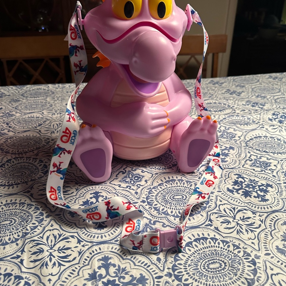 Figment popcorn bucket Epcot art fest 40 year popcorn not included like new
